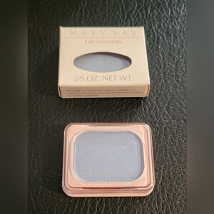 NIB Vintage Mary Kay Eye Shadow Color Sky Blue 0010 .09 oz Apply Wet or Dry